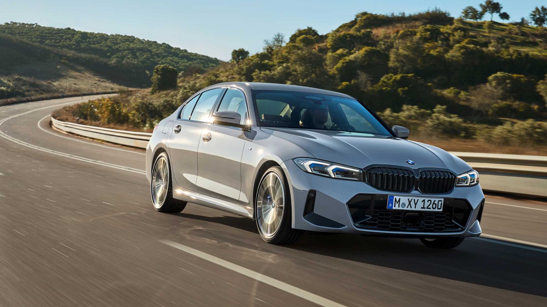 v2022 BMW 530i