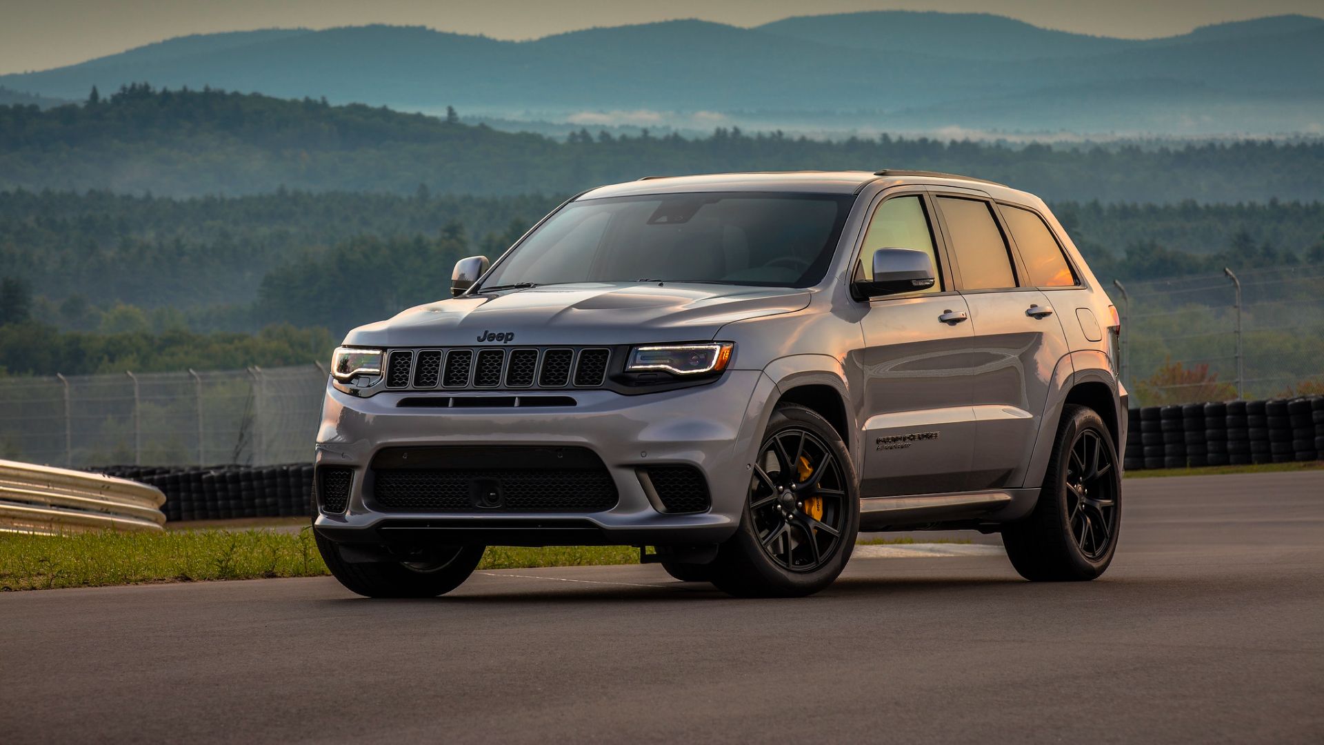 Jeep Grand Cherokee SRT