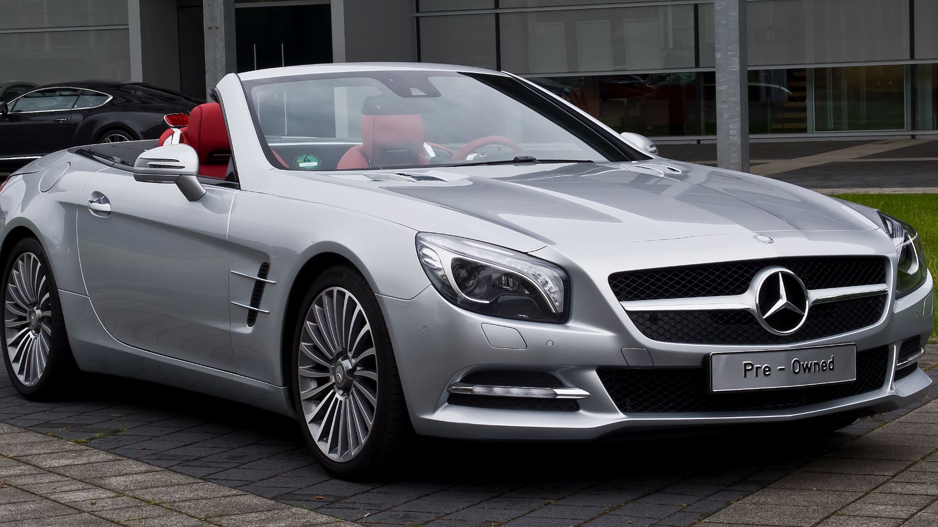 Mercedes-Benz SL550 Convertible