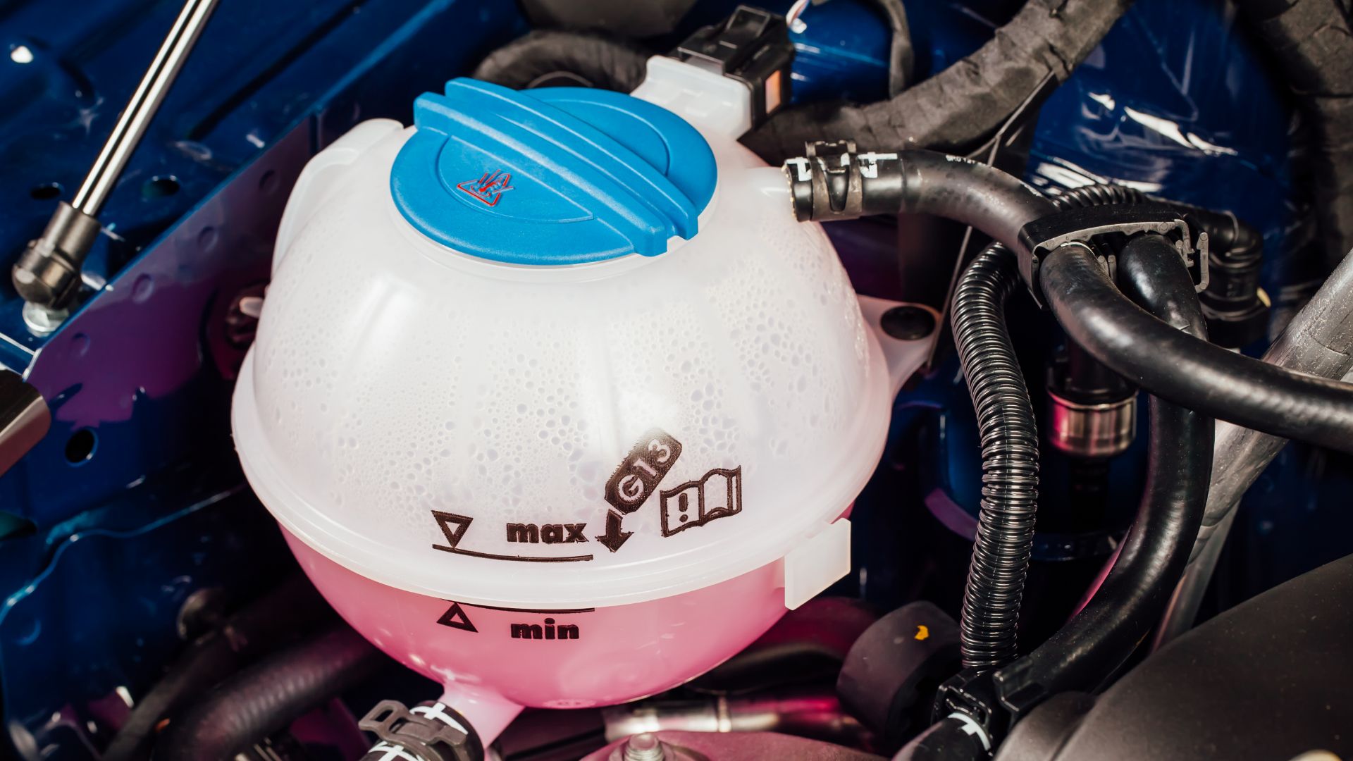 Symptoms of low coolant — causes and fixes REREV