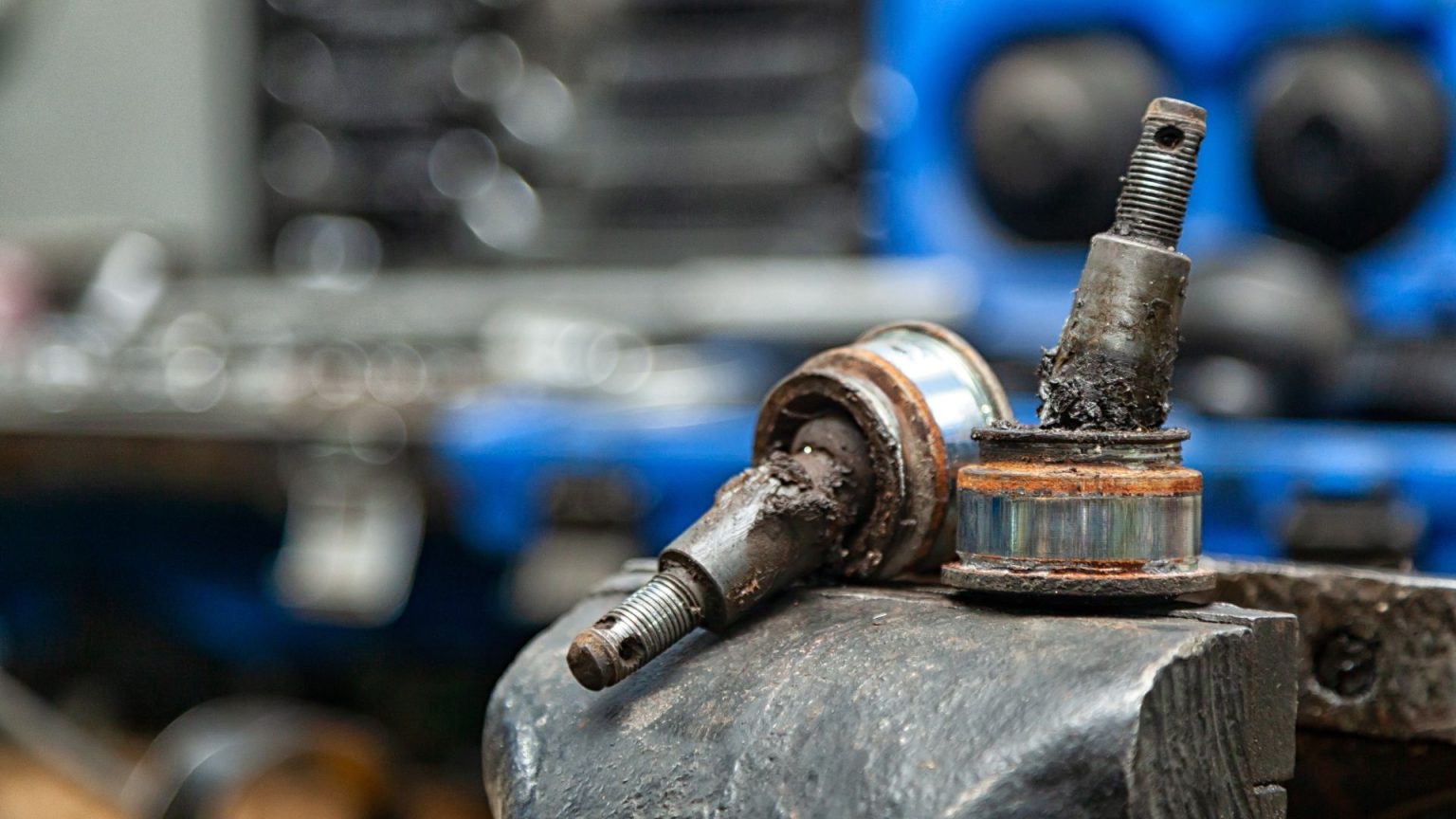 What causes tire wear on the inside? — causes and fixes REREV