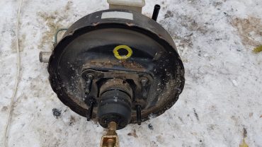 Bad brake booster symptoms — causes and fixes | REREV