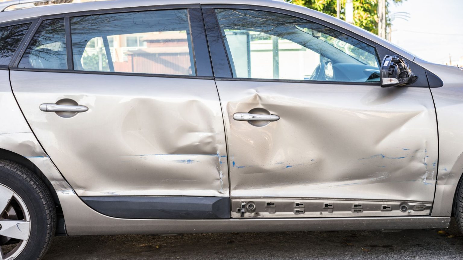 If airbags deploy, is a car totaled? — all you need to know REREV