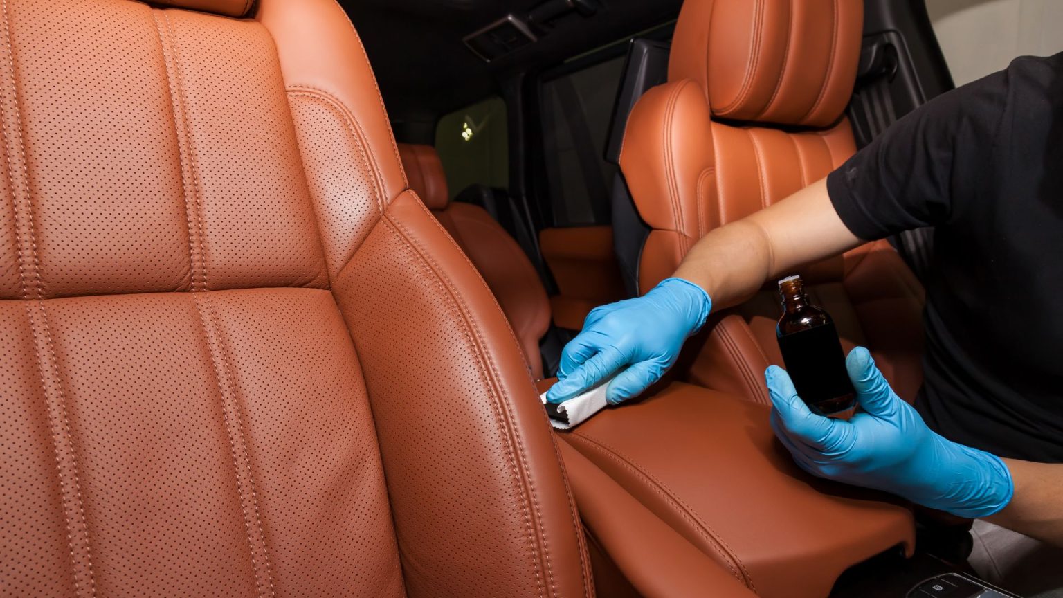 Best way of cleaning leather car seats — explained REREV