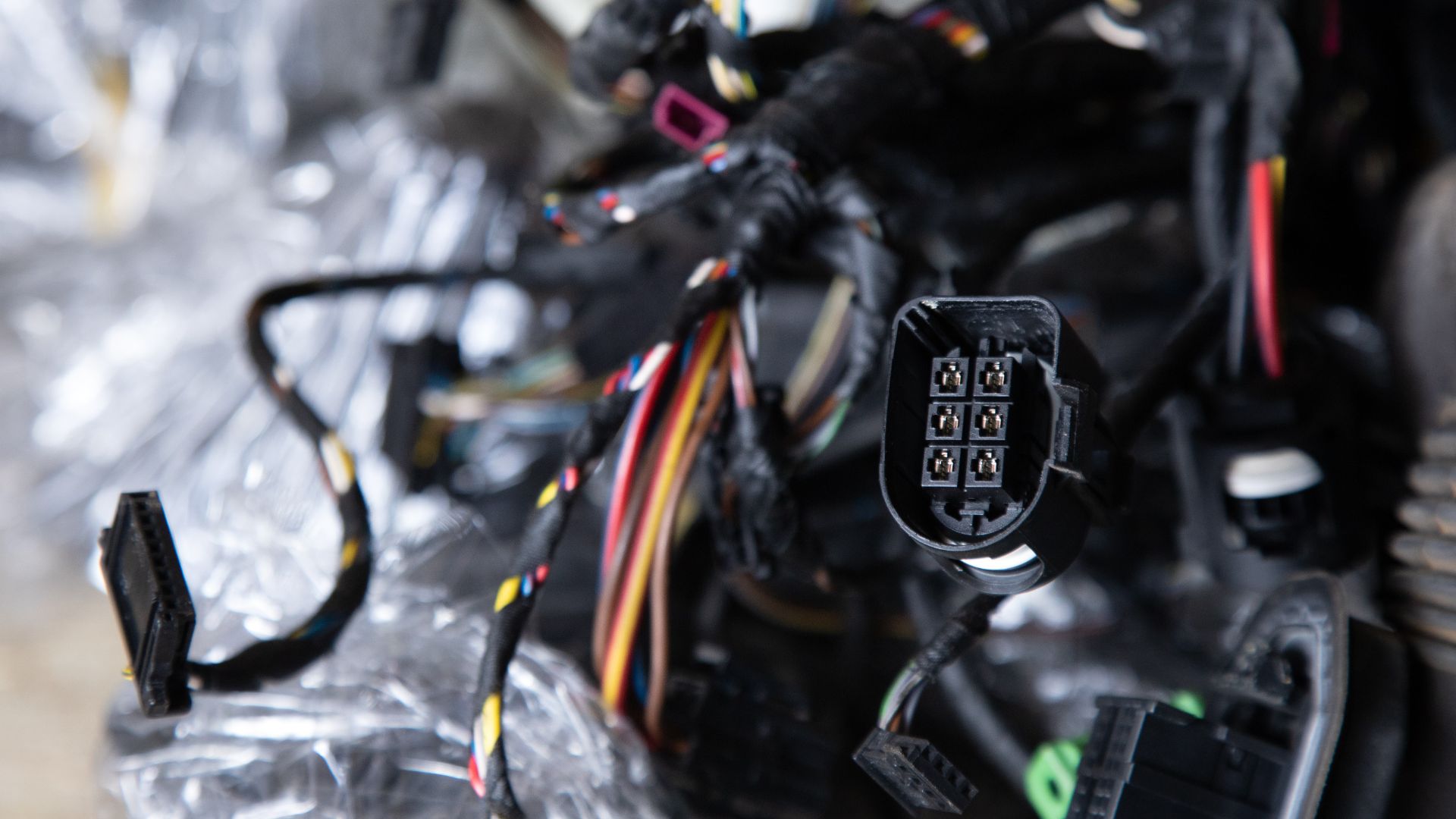 Car turns off when stopped at light causes and fixes REREV