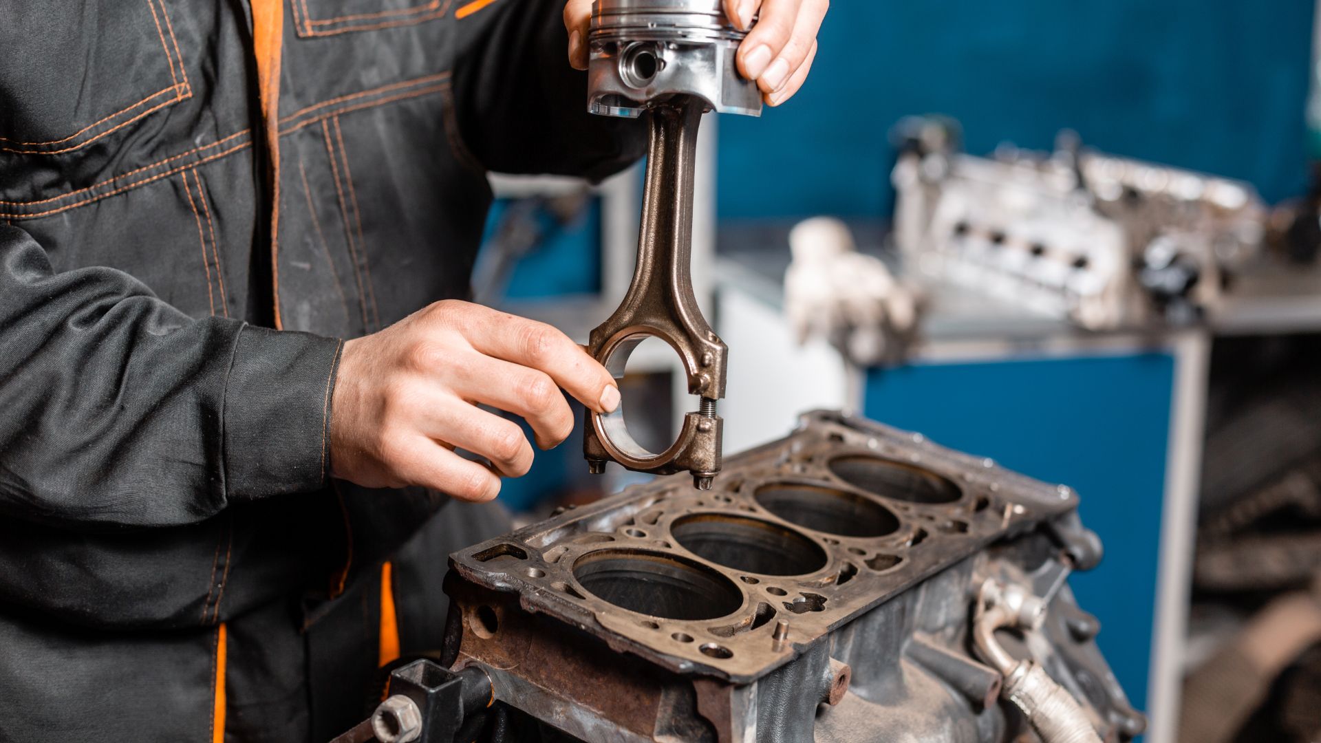 Crack engine block symptoms — causes and fixes REREV