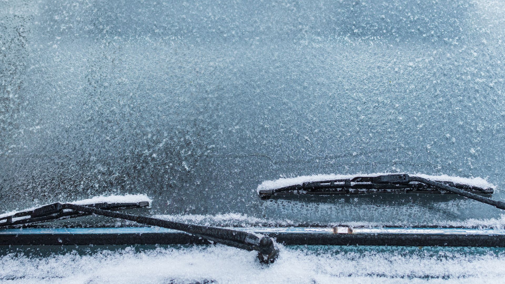 How to defrost the windshield — easy and fast REREV