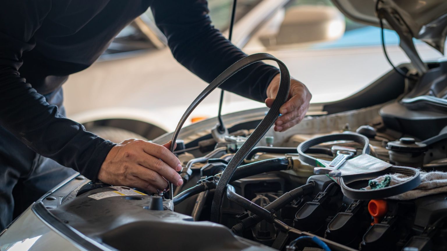 Bad serpentine belt signs — causes and fixes REREV