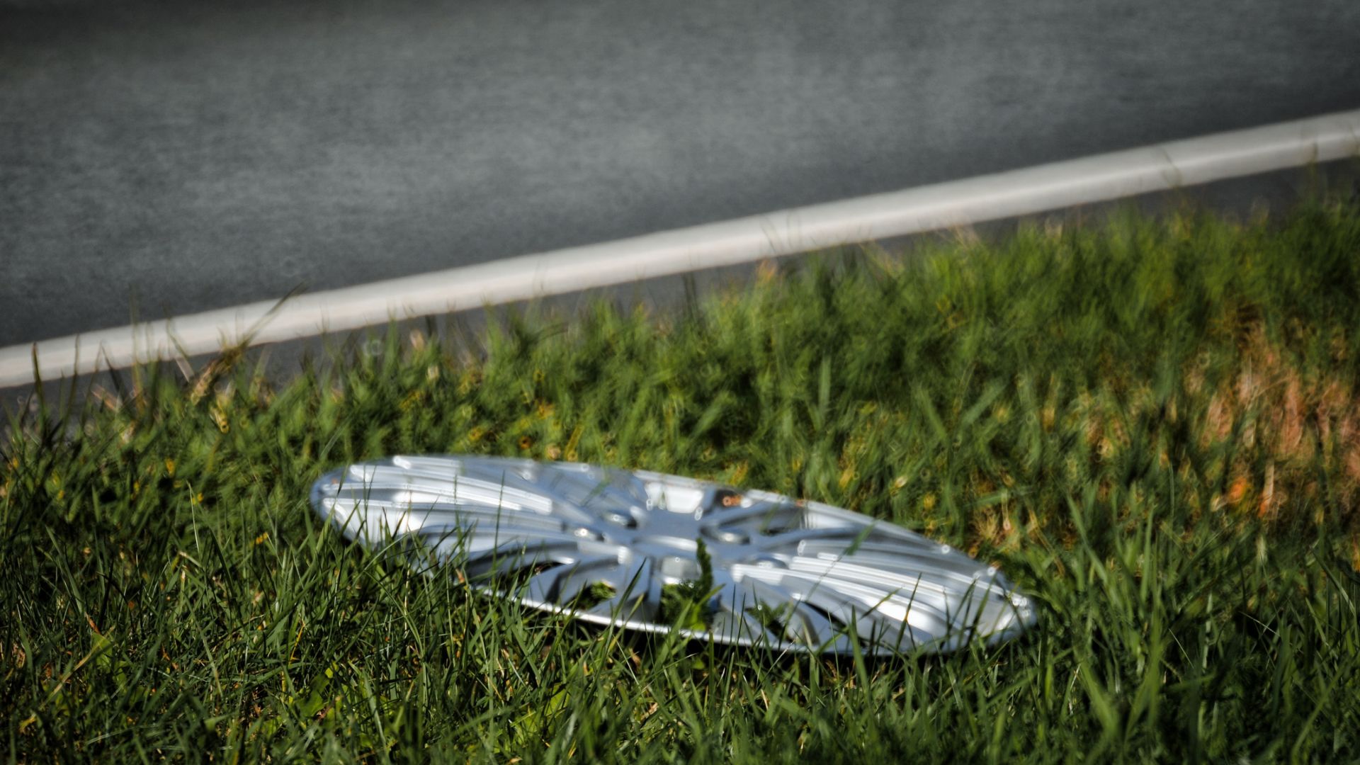 Hubcaps vs. rims — what's the difference? REREV