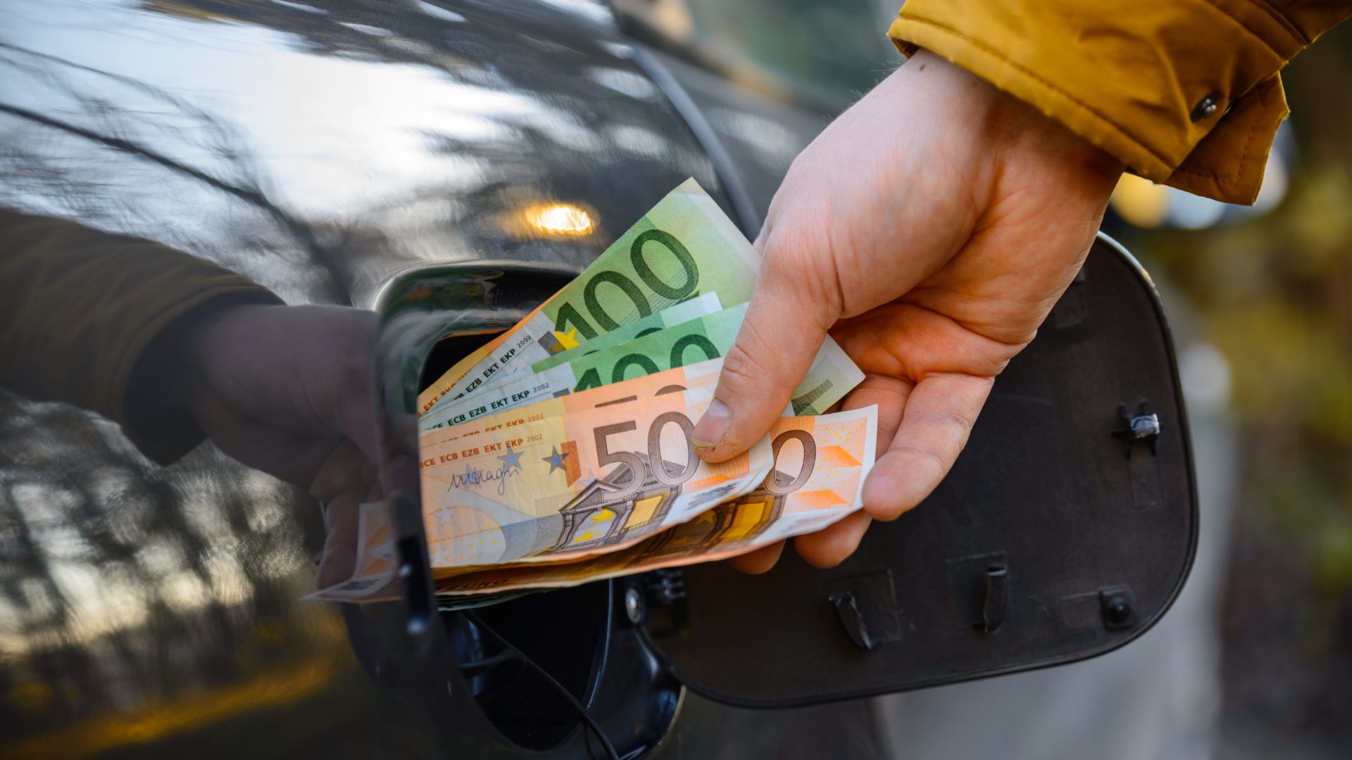 Brake caliper sticking — causes and fixes REREV