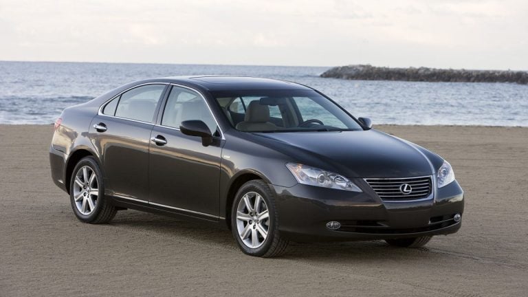 Lexus ES 350 years to avoid — most common problems | REREV