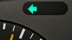 Turn signal blinking fast — causes and fixes | REREV